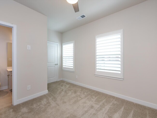 Building Photo - 413 Spearfield Ln