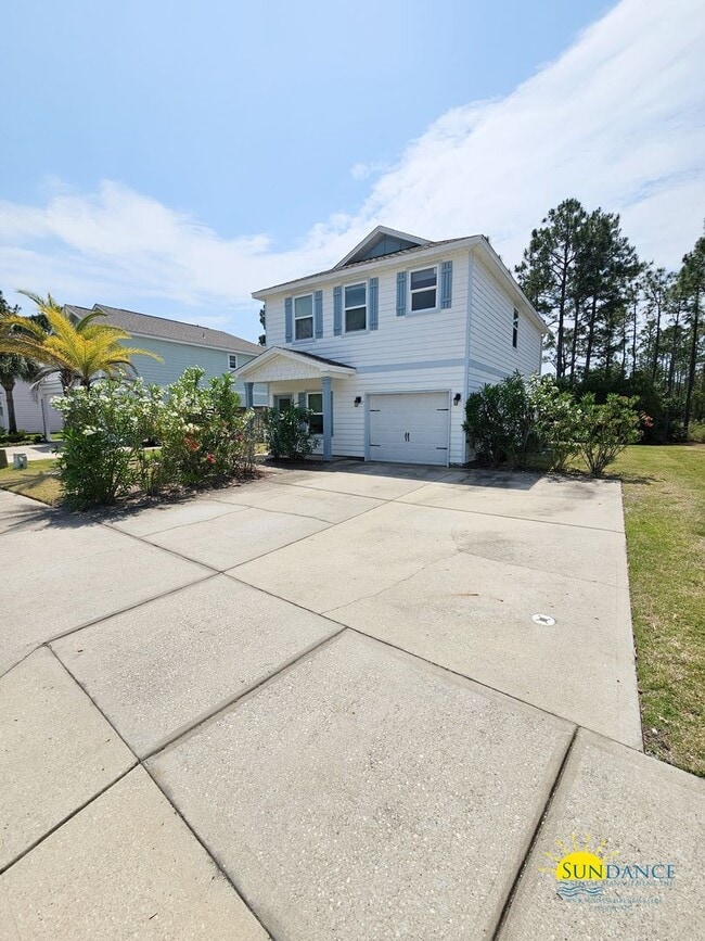Building Photo - Charming Two-Story 3BR Cul-De-Sac Home in Santa Rosa Beach!