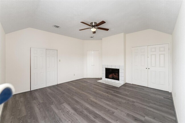 Building Photo - 6422 Chatham Island Ln