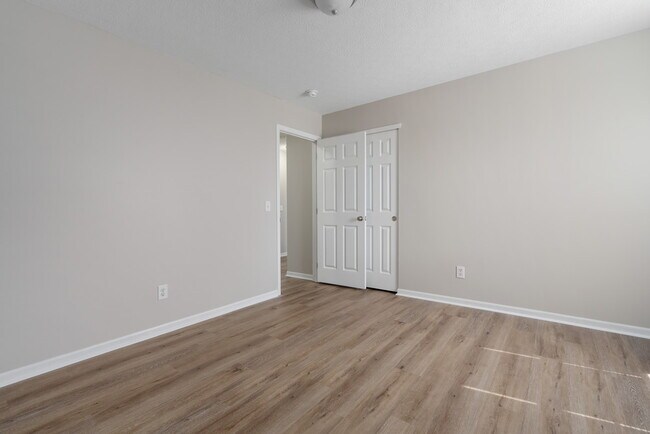 Building Photo - 5384 Winters Run Rd