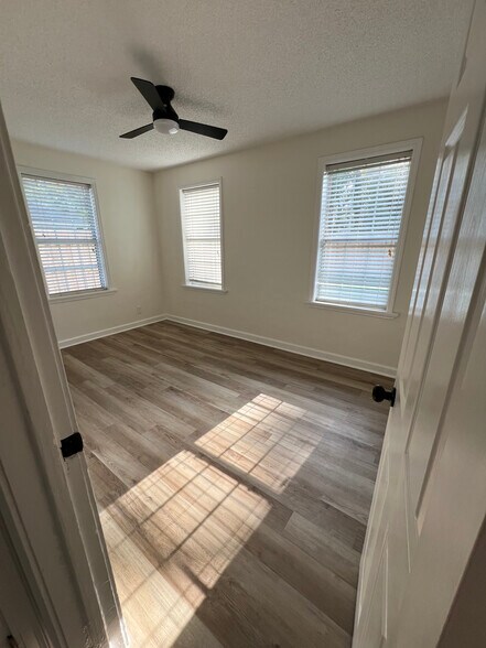 Bedroom#2 - 1178 Murray Dr