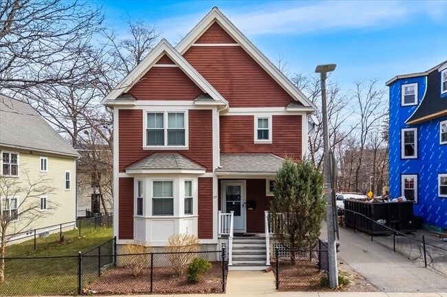 Building Photo - 77 Cedar St