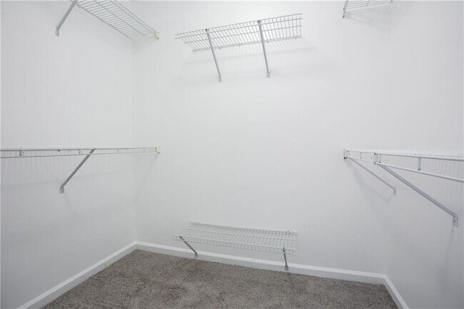 Building Photo - 58 Parkside Cir