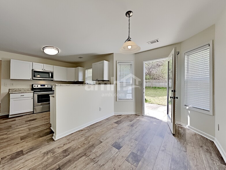 Building Photo - 2631 Bald Cypress Dr