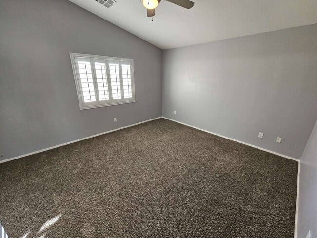 Building Photo - 6030 Blue Autumn St