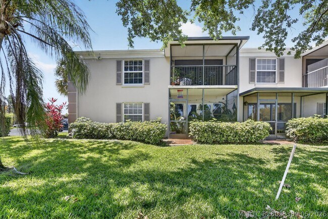 Building Photo - 9101 Jacaranda Ln