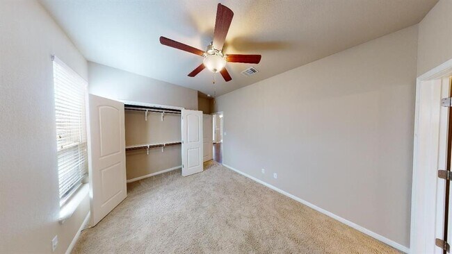 Building Photo - 5705 Lipan Apache Bend