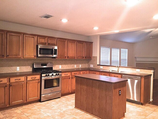 Building Photo - 174 Fairwind Trail Dr