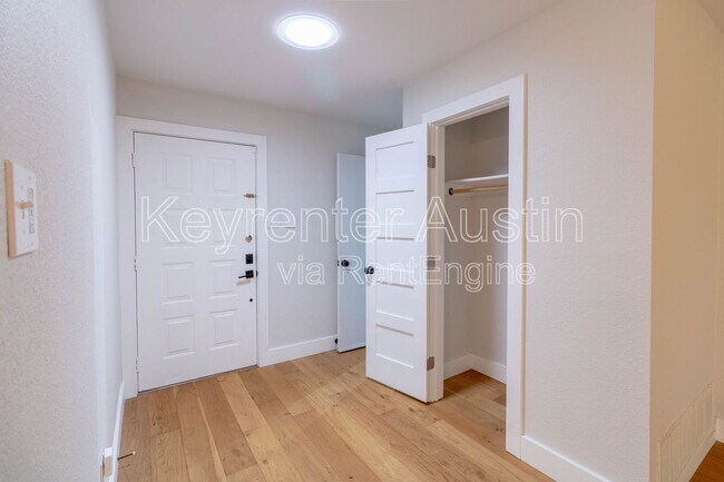Building Photo - 7707 Copano Dr
