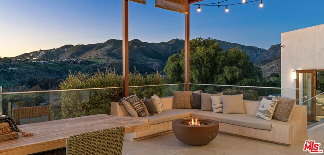 Building Photo - 6315 Gayton Pl