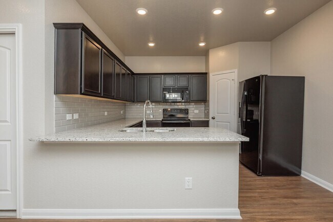 Building Photo - 1571 Case Rd