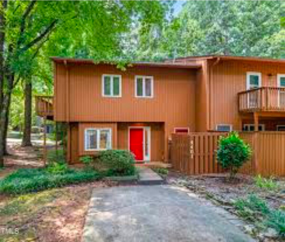 Neigborhood Pics - 4215 Sunshadow Ln