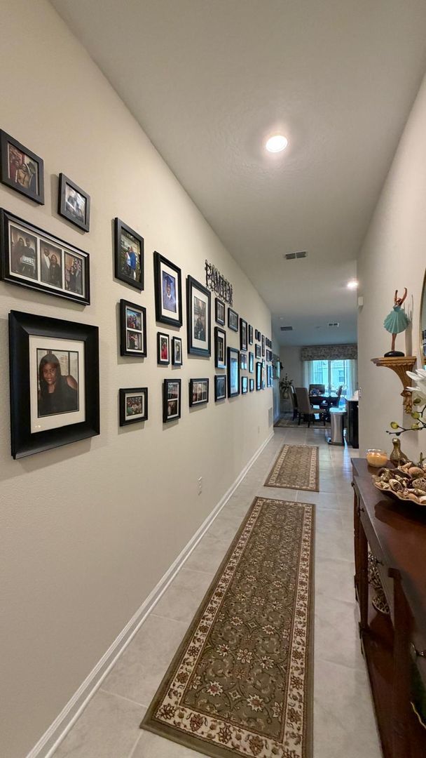 Building Photo - Beautiful 3 bed 2 bath Home - Unfurnished