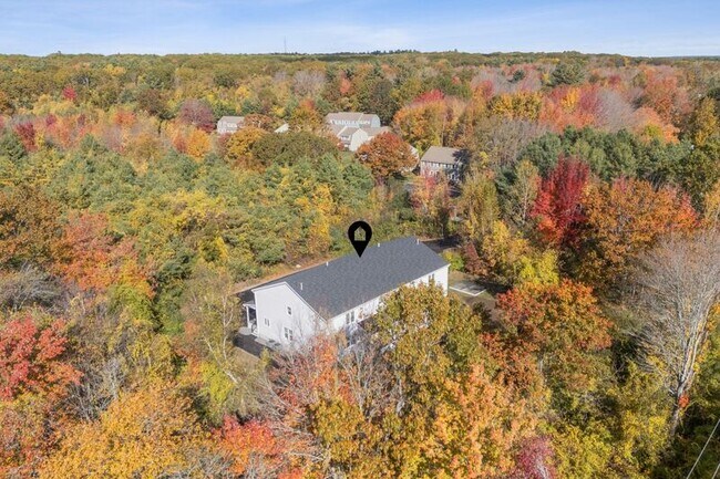 Building Photo - 16 Blacksmith Rd