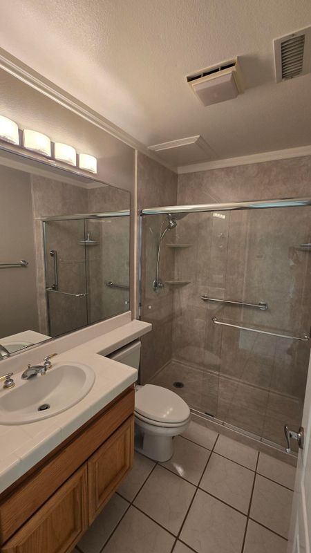 Building Photo - 1520 Upland Hills Dr S
