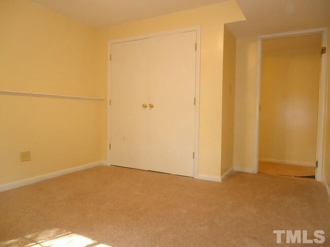 Building Photo - 110 Charolais Trail