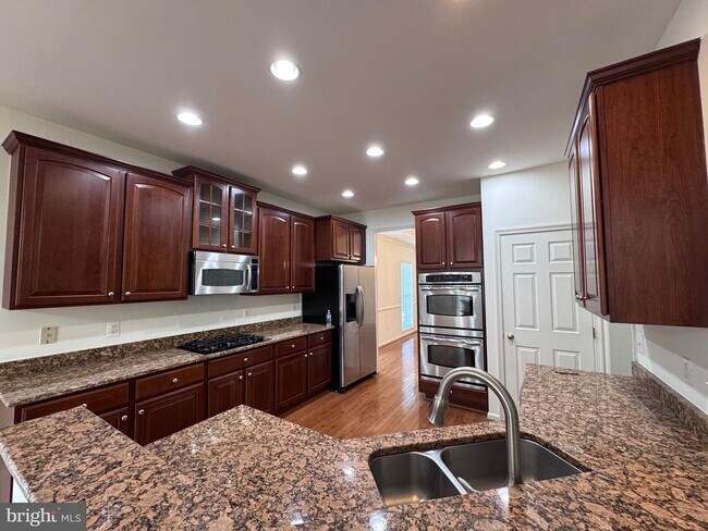 Building Photo - 8561 Barrow Furnace Ln