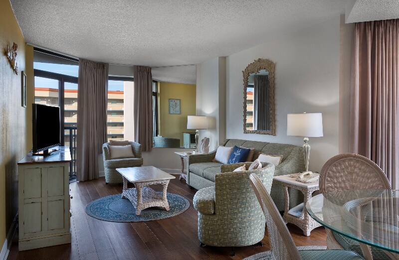 Building Photo - 5308 N Ocean Blvd