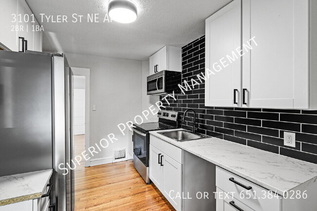 Building Photo - 3101 NE Tyler St
