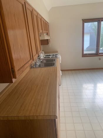 Building Photo - 427 Minnesota Ave E