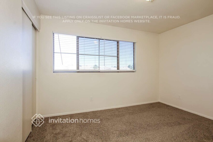 Building Photo - 8255 W Willow Ave