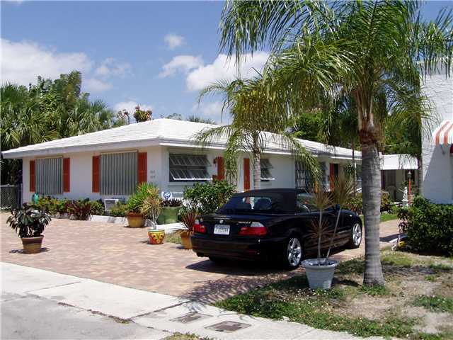 Building Photo - 325 Kenilworth Blvd