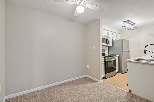 Building Photo - Germantown, MD