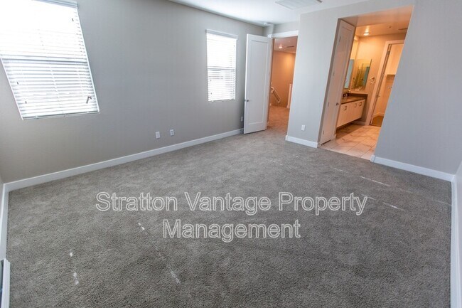 Building Photo - 3855 S McQueen Rd