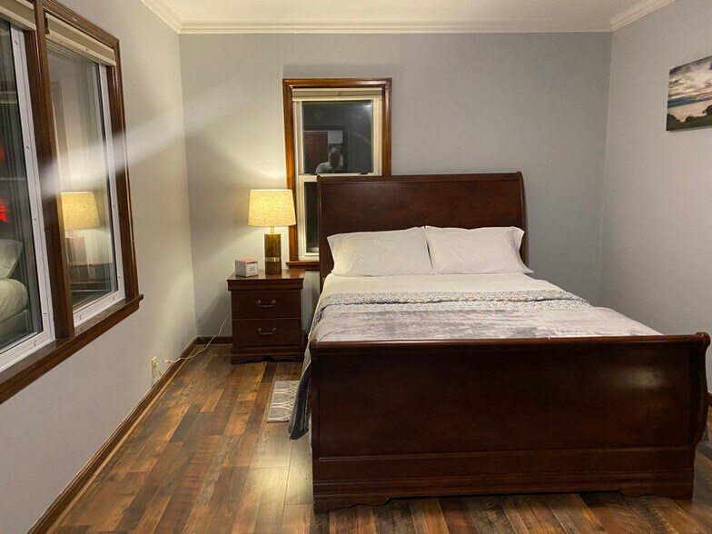 Building Photo - 1714 Waldo Blvd