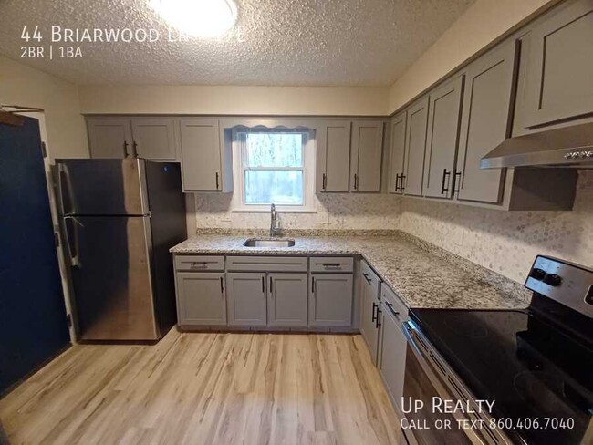 Building Photo - 40-44 Briarwood Ln