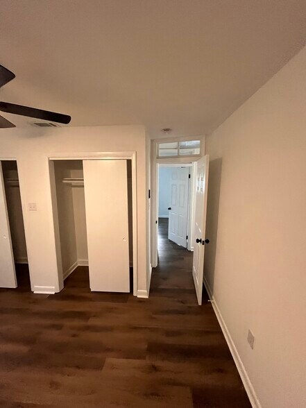 Building Photo - 745 Westbrook Dr