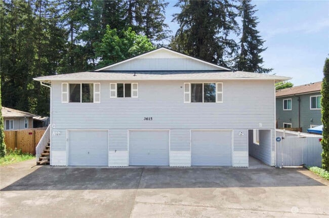 Building Photo - 3615 Auburn Way S