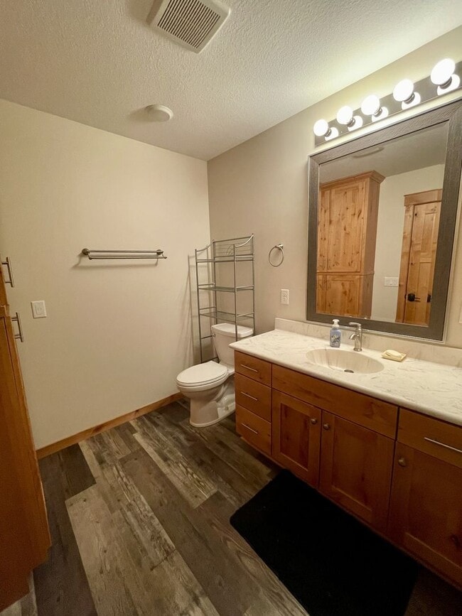 Building Photo - 1 Bedroom plus spacious loft on Gull Lake!...