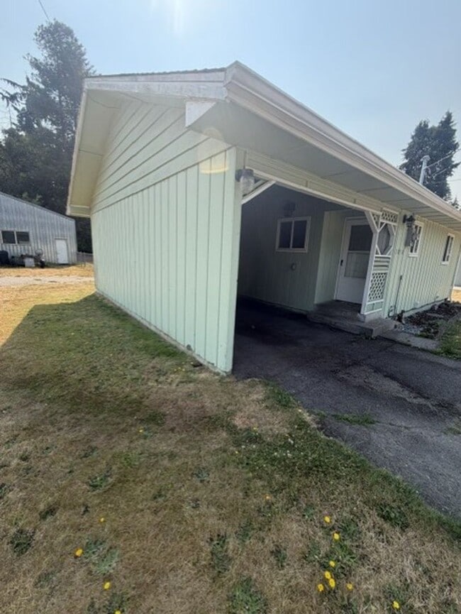 Building Photo - 2810 Zenkner Valley Rd