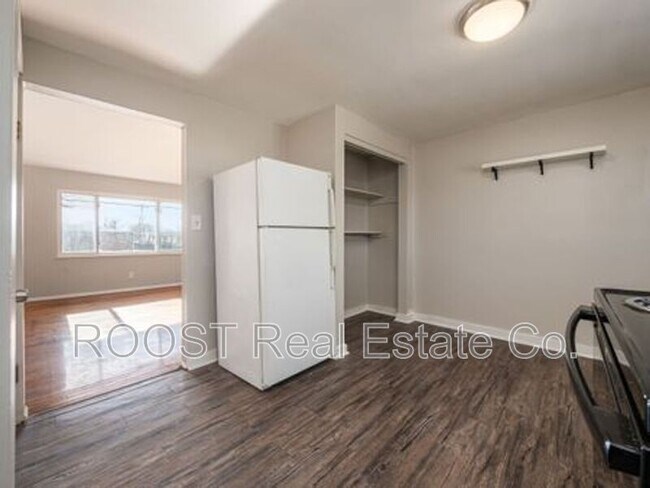 Building Photo - 780 Moon Rd