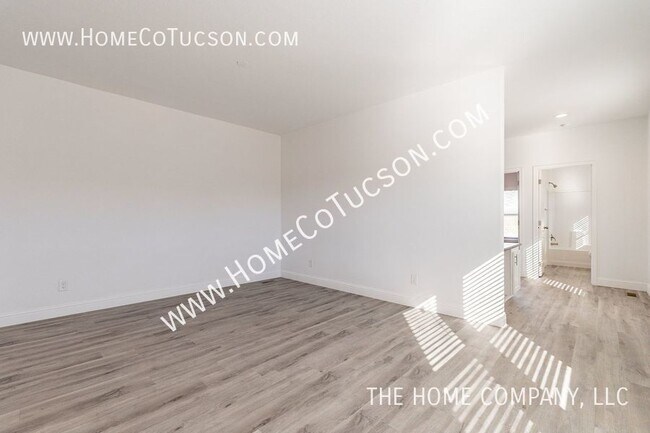 Building Photo - 11550 S Nogales Hwy