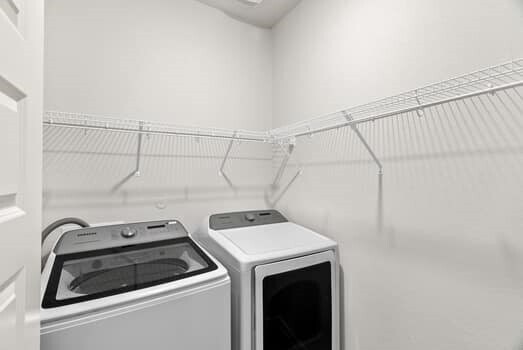 Building Photo - 22139 Approach