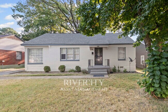 Primary Photo - 1156 Brower St