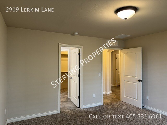 Building Photo - 2909 Lerkim Ln