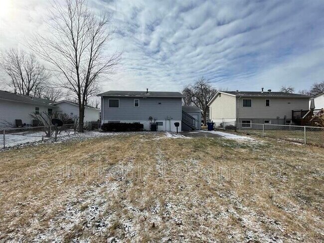 Building Photo - 1657 Ventnor Pl