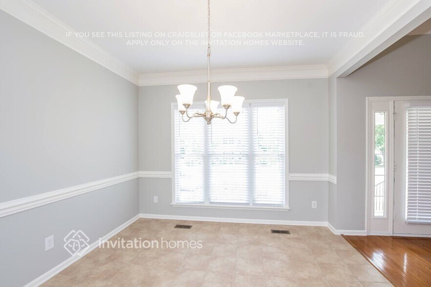 Building Photo - 17136 Knoxwood Dr