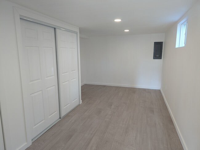 Building Photo - 3730 SW Austin St