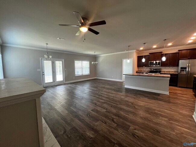 Building Photo - 107 Fourstar Ln