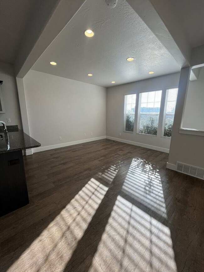 Building Photo - 2241 W 450 S