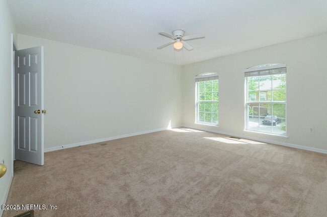 Building Photo - 10550 Autumn Trace Rd