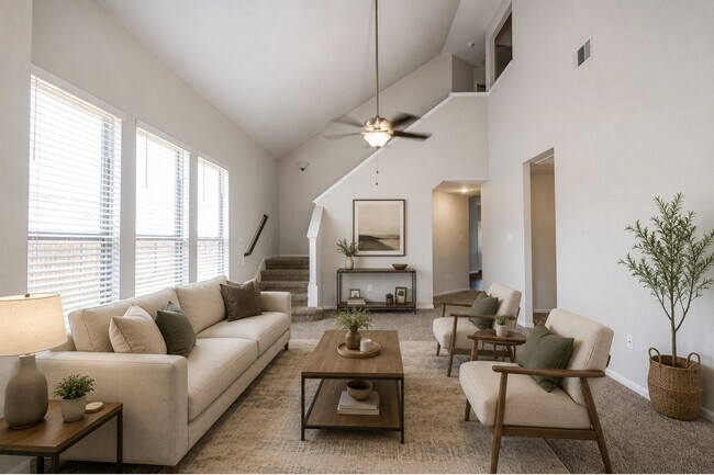 Building Photo - 14706 Pinion Ct