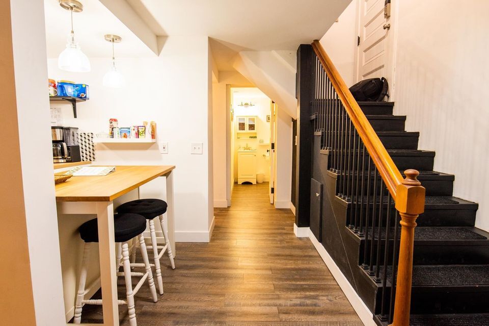 Building Photo - 2235 York St