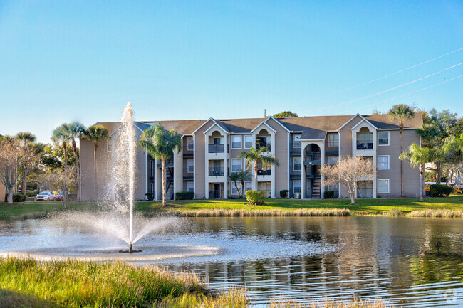 Building Photo - Walden Palms