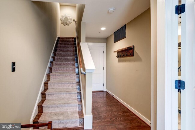 Building Photo - 22501 Verde Gate Terrace