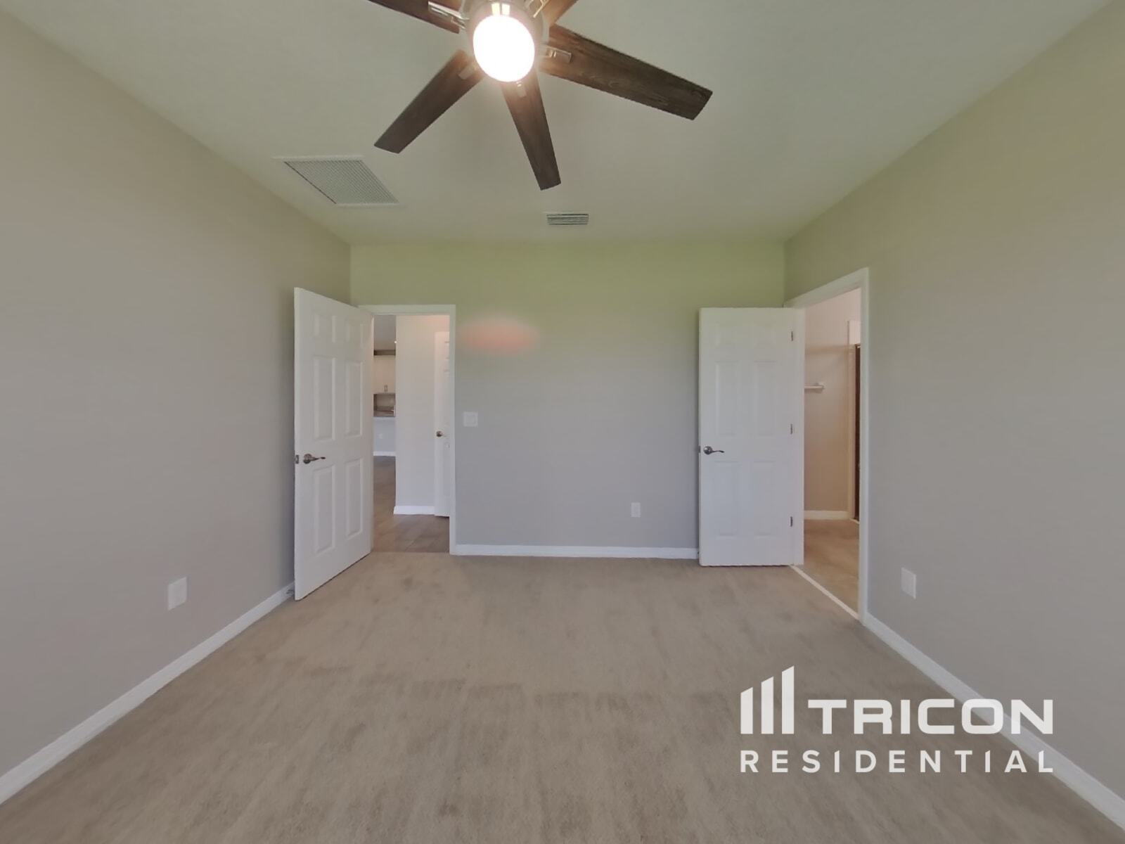 Building Photo - 13439 Palmera Vista Dr